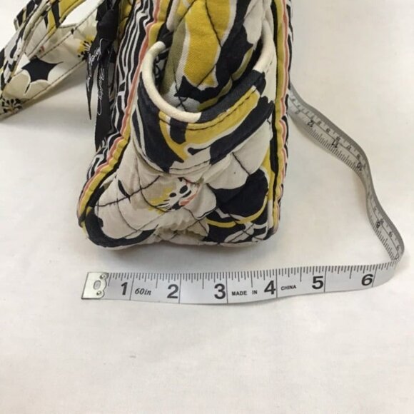 Vera Bradley Dogwood Bundle On The Go Crossbody Bag and Iconic Turnlock Wallet - Picture 4 of 12